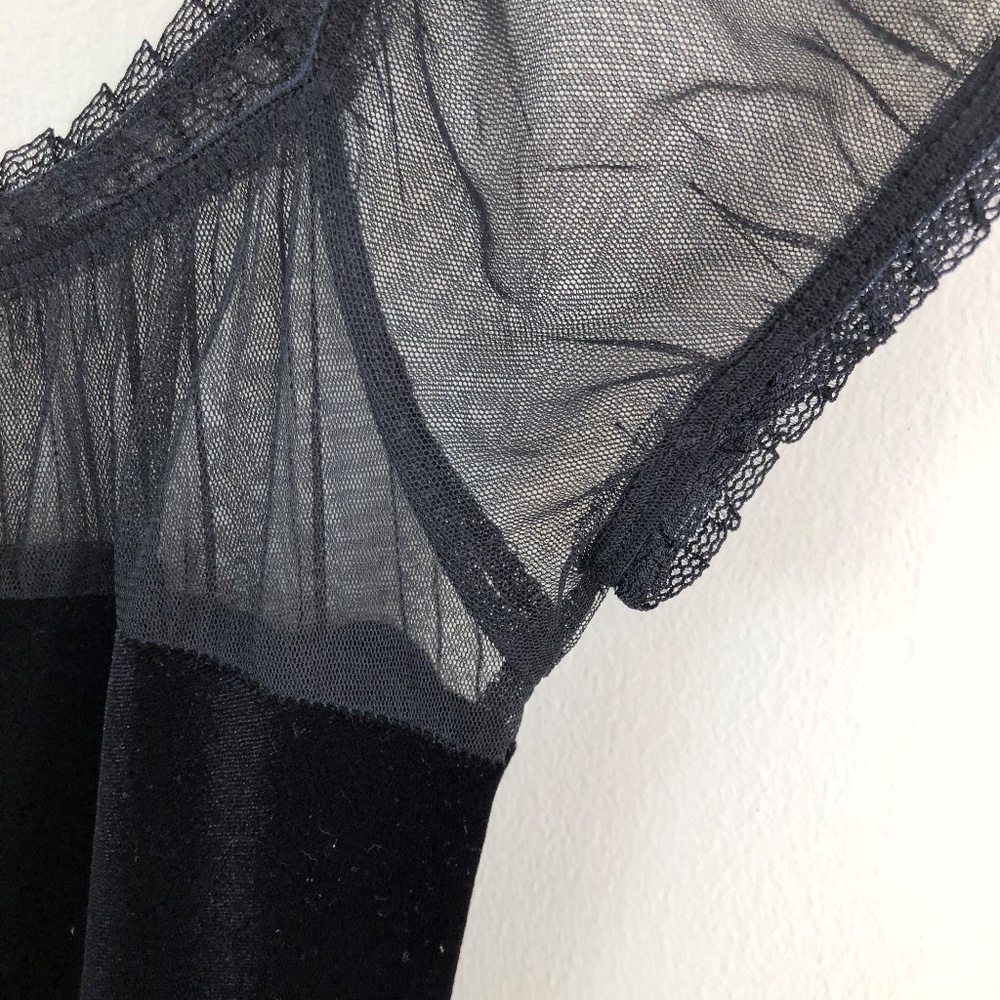 SOLD Vintage Nan Black Velvet Dress - Picture 5 of 8